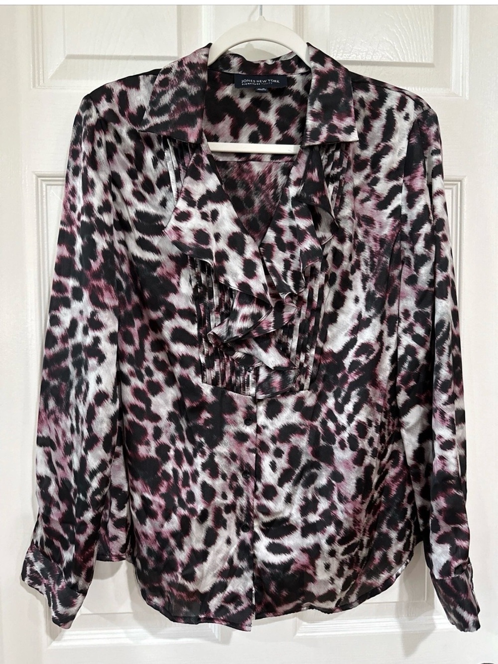 Jones New York Women's PL Blouse Ruffle Front Black Pink Multi Animal Print